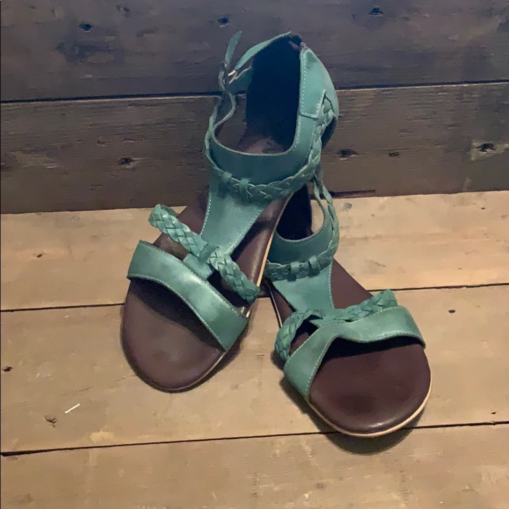 Roan teal/ turquoise gladiator sandals